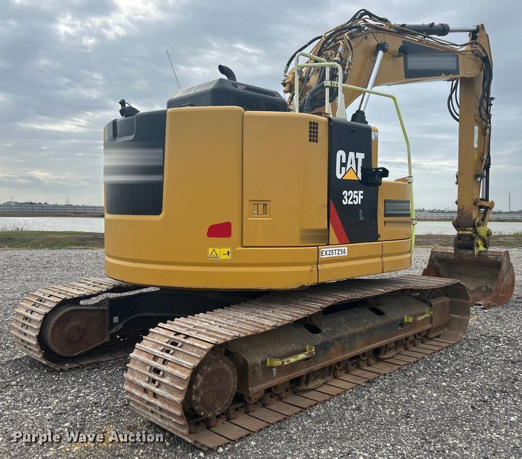 image for item YA0041 2019 Caterpillar 325F L excavator