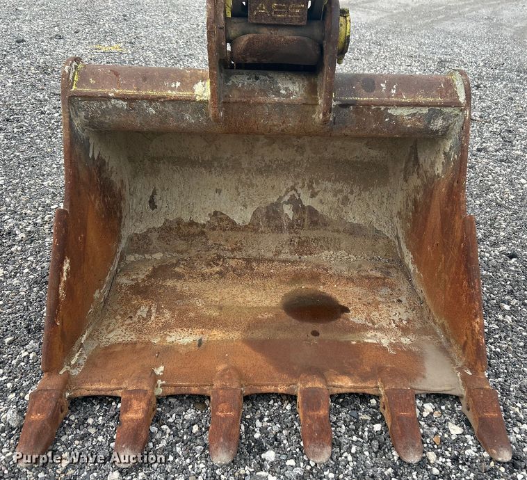 image for item YA0041 2019 Caterpillar 325F L excavator