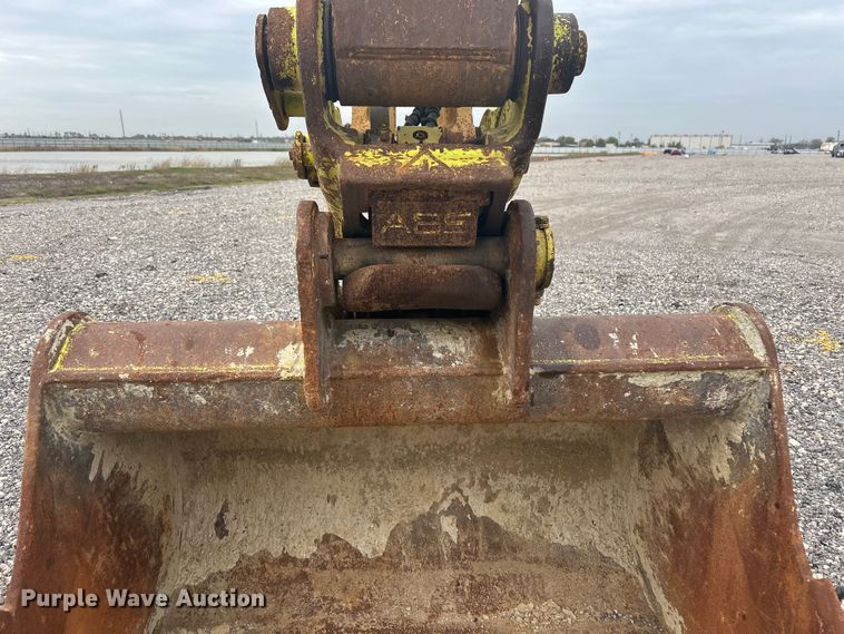 image for item YA0041 2019 Caterpillar 325F L excavator