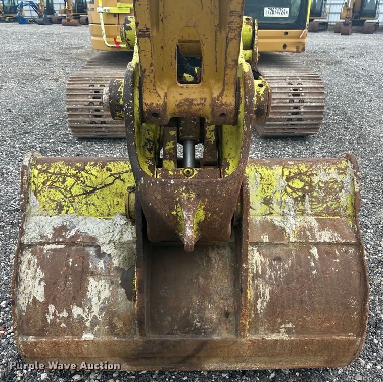 image for item YA0041 2019 Caterpillar 325F L excavator