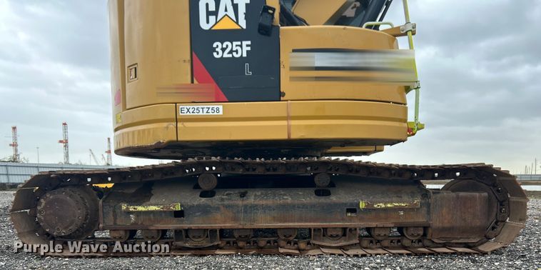 image for item YA0041 2019 Caterpillar 325F L excavator