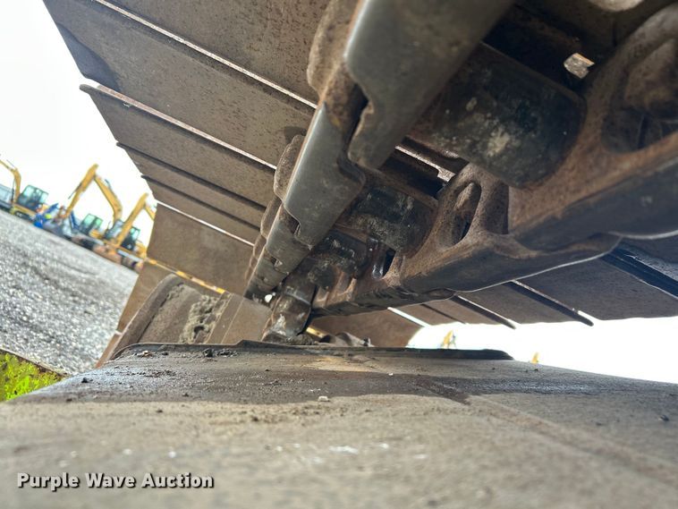 image for item YA0041 2019 Caterpillar 325F L excavator