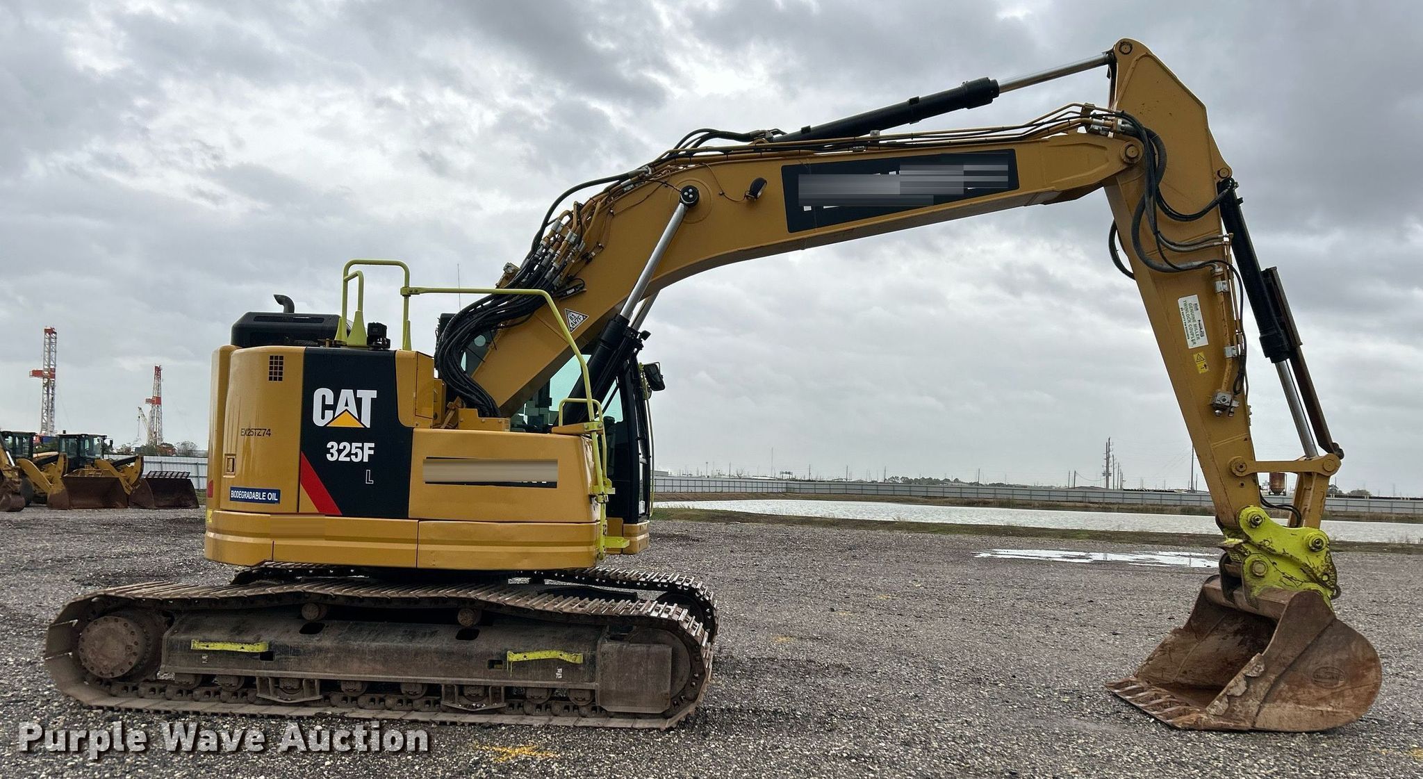 2019 Caterpillar 325F L excavator in Houston, TX Item YA0040 for sale