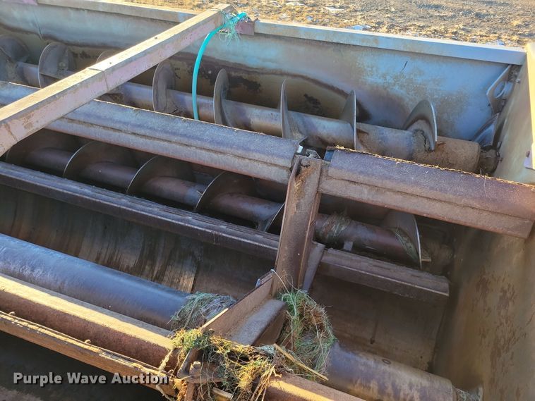 image for item DN3657 Roto-Mix 524-15 feed mixer