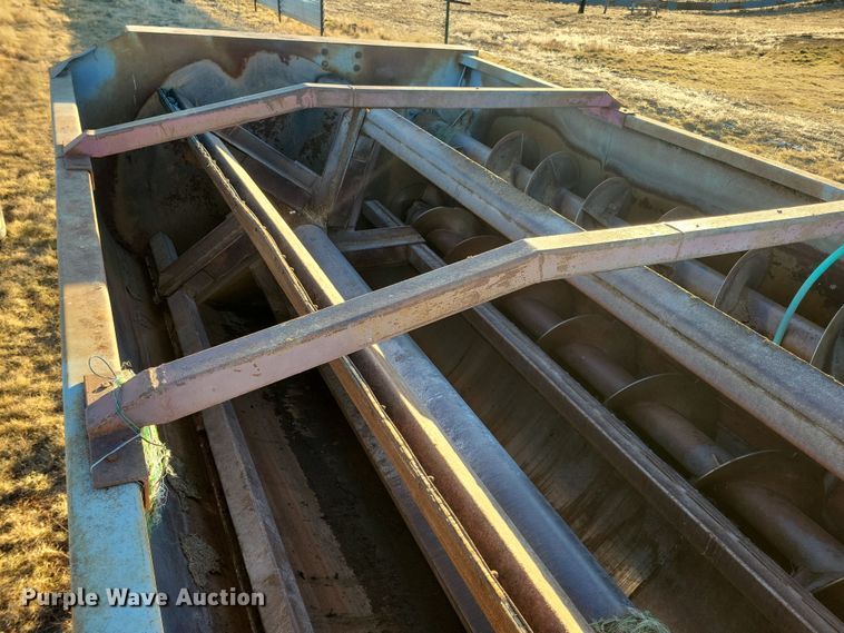 image for item DN3657 Roto-Mix 524-15 feed mixer