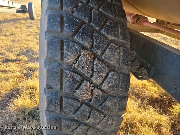 image for item DN3657 Roto-Mix 524-15 feed mixer