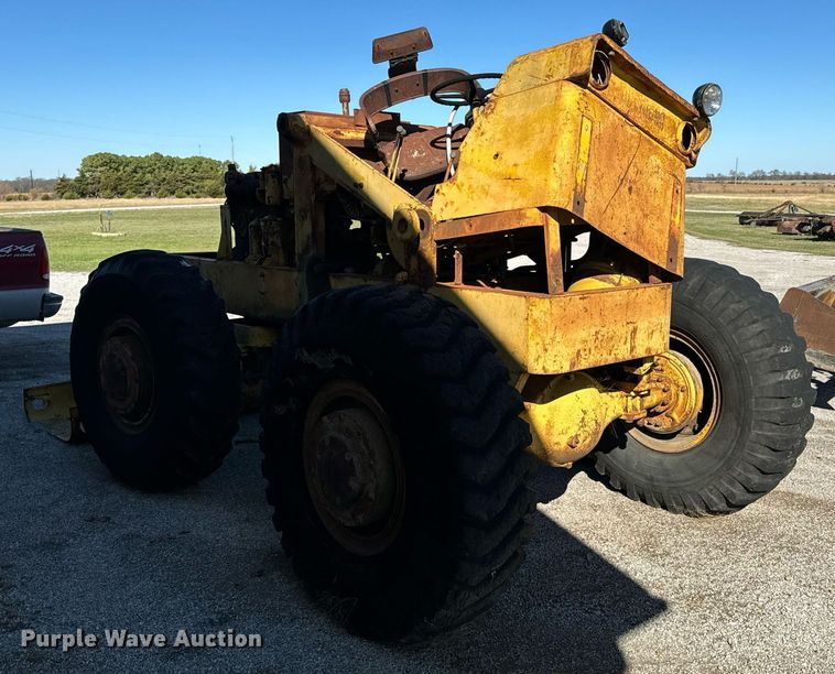 image for item DO0479 Michigan tractor