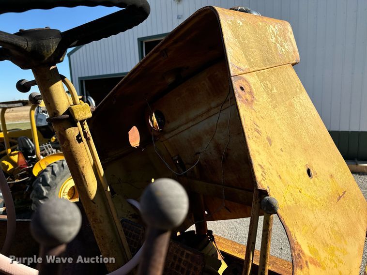 image for item DO0479 Michigan tractor