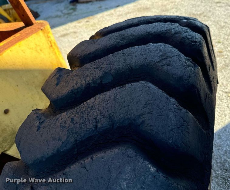 image for item DO0479 Michigan tractor