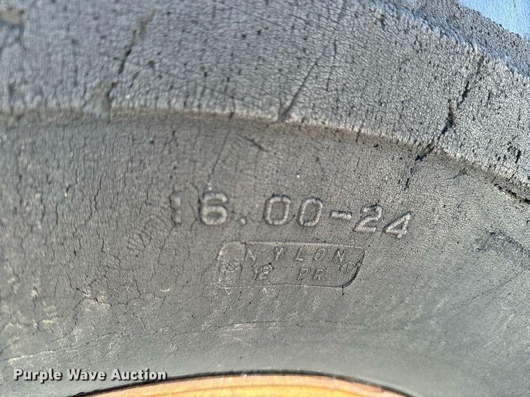 image for item DO0479 Michigan tractor