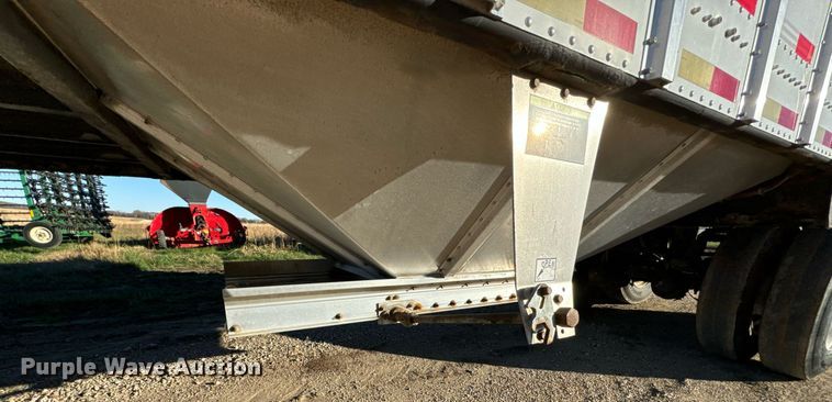 image for item DO0497 2012 Merritt grain trailer