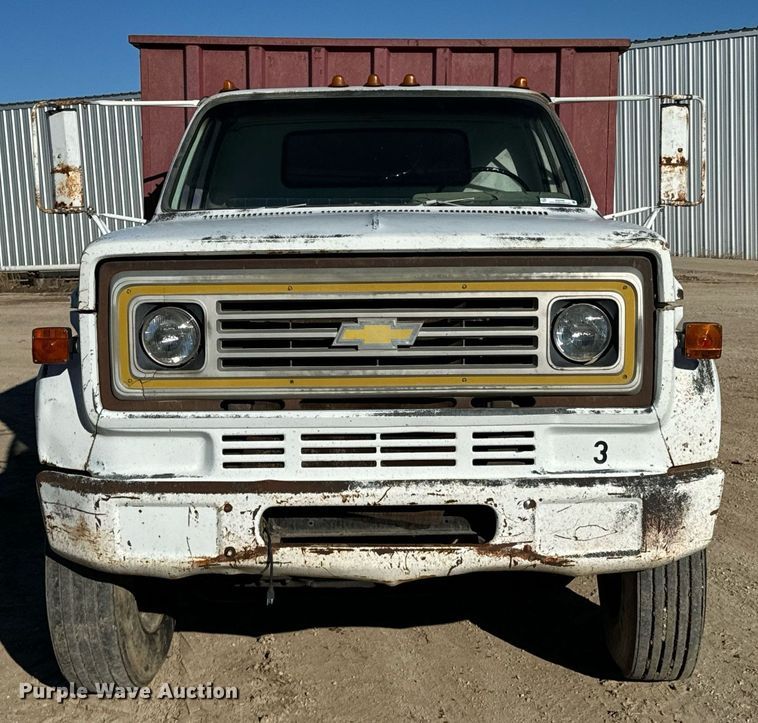 image for item DO0498 1985 Chevrolet C70 Custom Deluxe grain truck