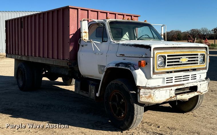 image for item DO0498 1985 Chevrolet C70 Custom Deluxe grain truck