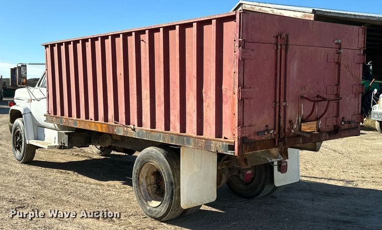 image for item DO0498 1985 Chevrolet C70 Custom Deluxe grain truck