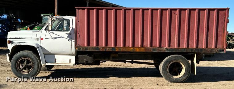 image for item DO0498 1985 Chevrolet C70 Custom Deluxe grain truck