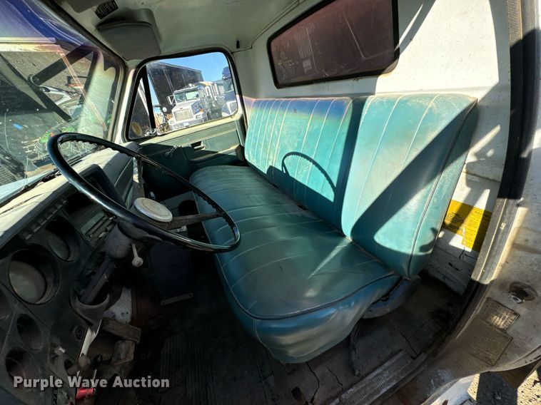 image for item DO0498 1985 Chevrolet C70 Custom Deluxe grain truck