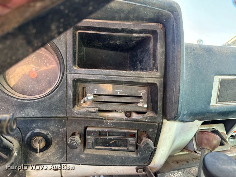 image for item DO0498 1985 Chevrolet C70 Custom Deluxe grain truck