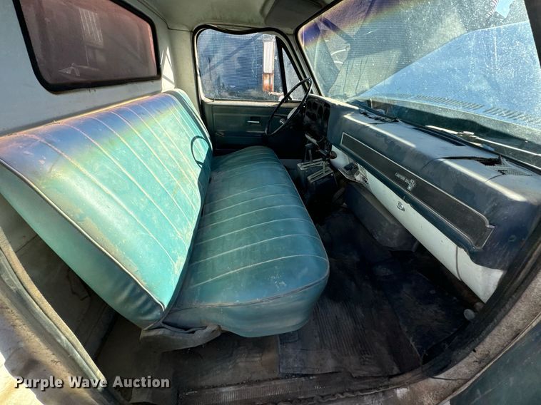 image for item DO0498 1985 Chevrolet C70 Custom Deluxe grain truck