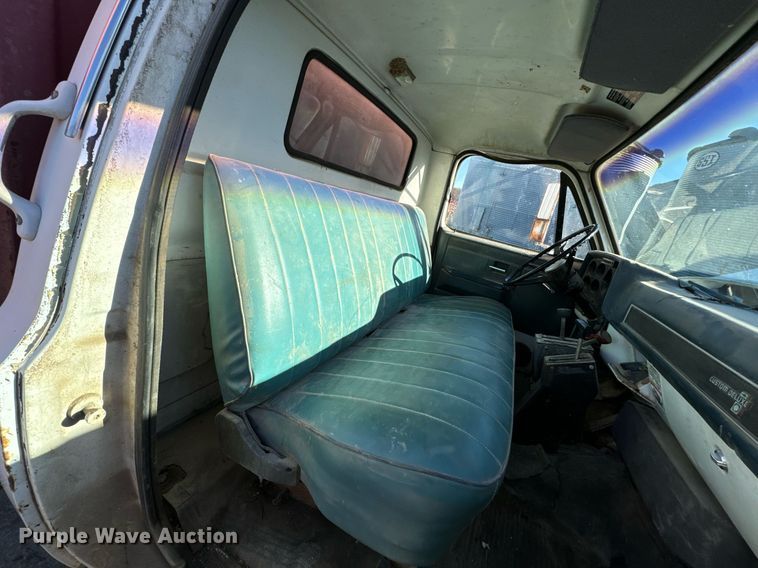 image for item DO0498 1985 Chevrolet C70 Custom Deluxe grain truck