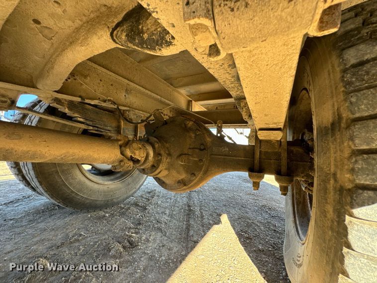 image for item DO0498 1985 Chevrolet C70 Custom Deluxe grain truck