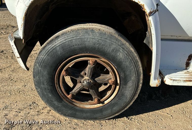 image for item DO0498 1985 Chevrolet C70 Custom Deluxe grain truck