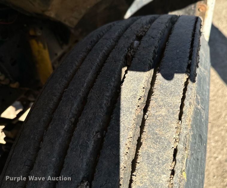 image for item DO0498 1985 Chevrolet C70 Custom Deluxe grain truck