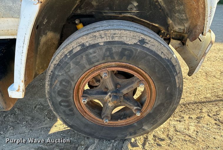 image for item DO0498 1985 Chevrolet C70 Custom Deluxe grain truck