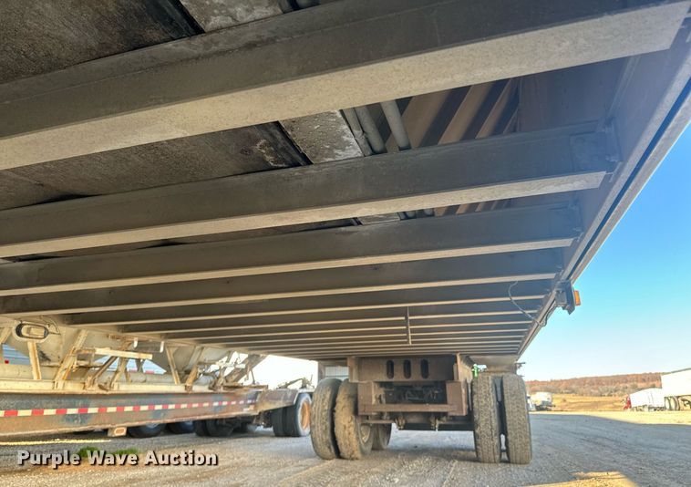 image for item DO0499 2004 Trail King live bottom trailer