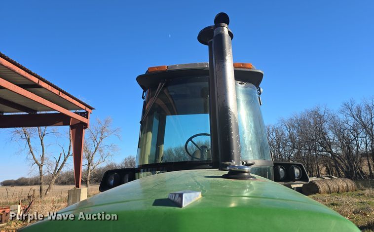 image for item DO7716 1990 John Deere 4255 tractor