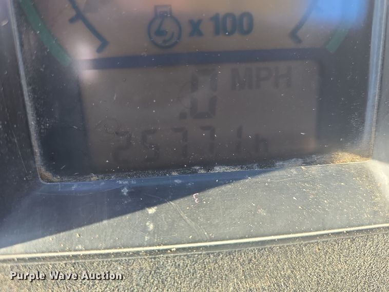 image for item DO7716 1990 John Deere 4255 tractor