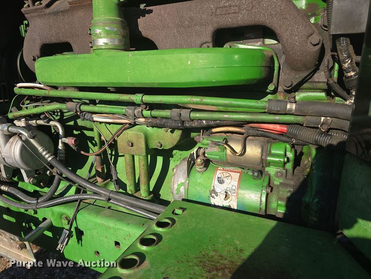 image for item DO7716 1990 John Deere 4255 tractor