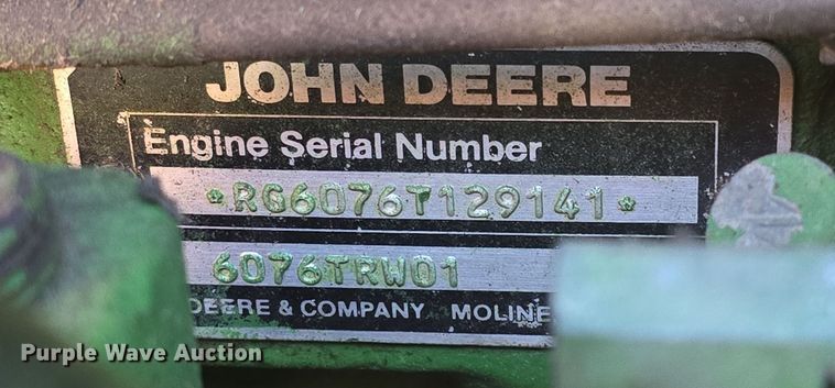 image for item DO7716 1990 John Deere 4255 tractor