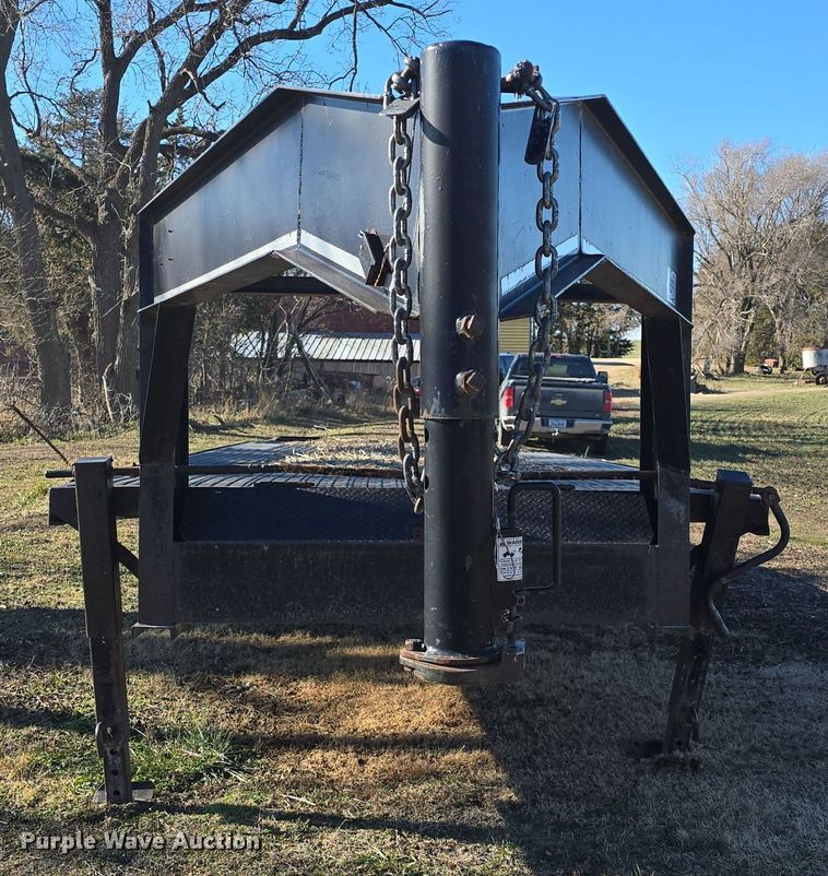 image for item DO7717 2004 Shop built equipment trailer