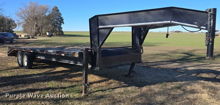 image for item DO7717 2004 Shop built equipment trailer