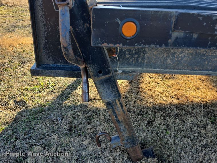 image for item DO7717 2004 Shop built equipment trailer