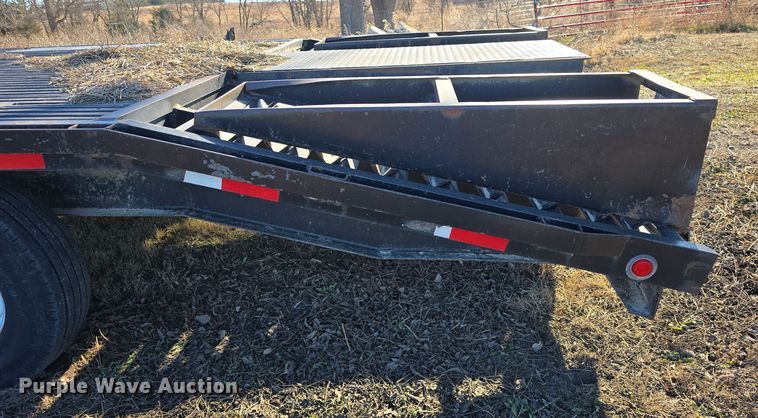 image for item DO7717 2004 Shop built equipment trailer