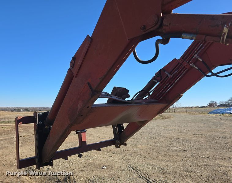 image for item DO7722 Oliver 1650 tractor