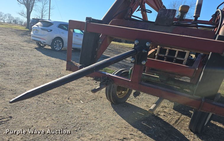 image for item DO7722 Oliver 1650 tractor