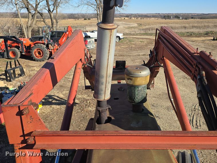 image for item DO7722 Oliver 1650 tractor