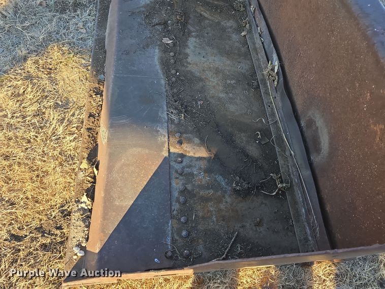 image for item DO7722 Oliver 1650 tractor