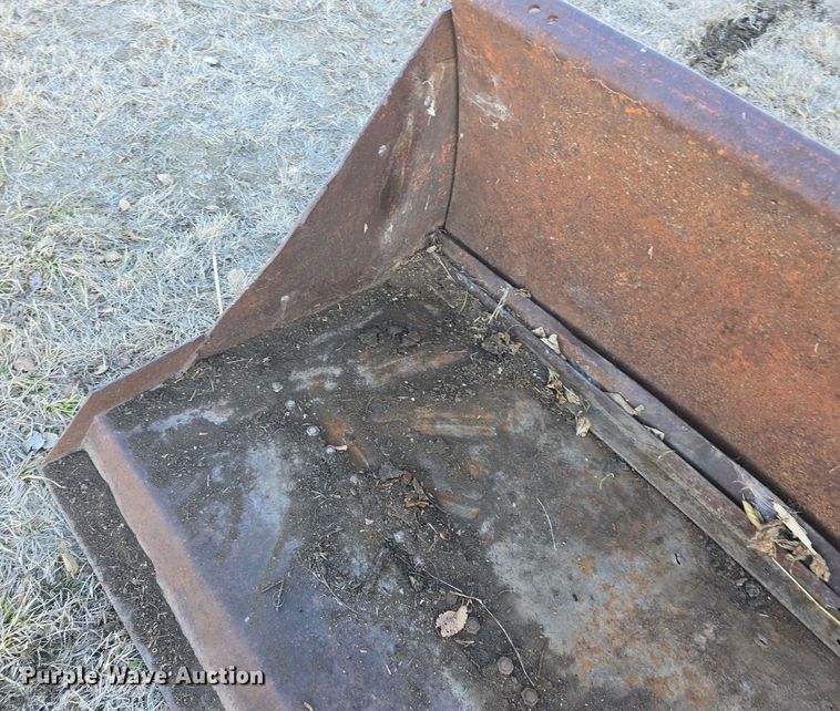 image for item DO7722 Oliver 1650 tractor