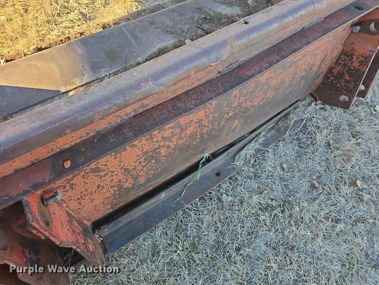 image for item DO7722 Oliver 1650 tractor