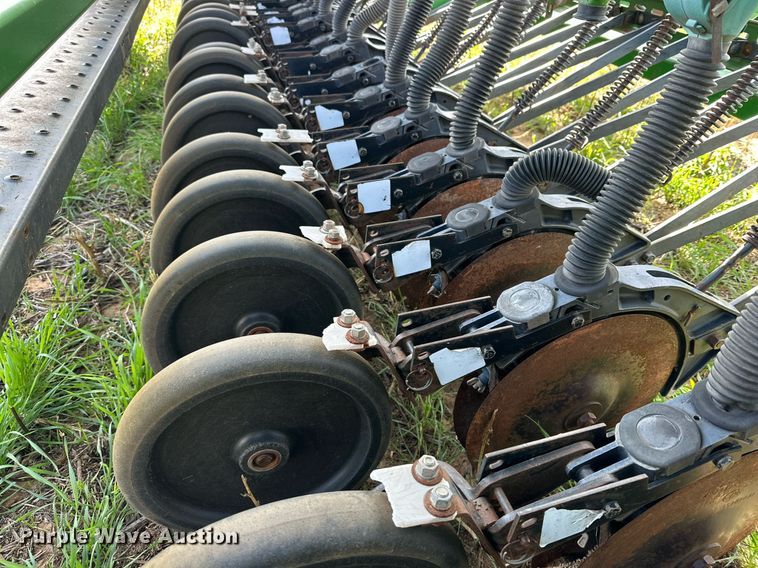 image for item DP6001 (2) John Deere 8300 grain drills