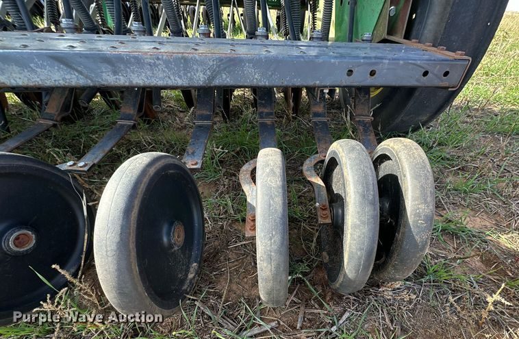 image for item DP6001 (2) John Deere 8300 grain drills