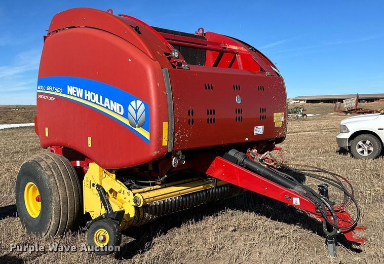 image for item DP6022 2016 New Holland Roll-Belt 560 round baler