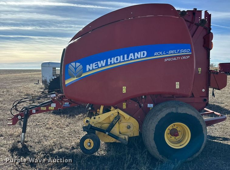 image for item DP6022 2016 New Holland Roll-Belt 560 round baler