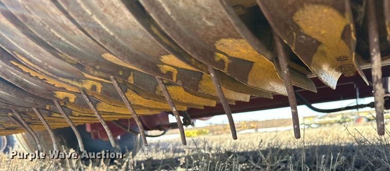 image for item DP6022 2016 New Holland Roll-Belt 560 round baler