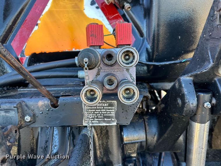 image for item DP6024 1982 International Harvester 5288 tractor