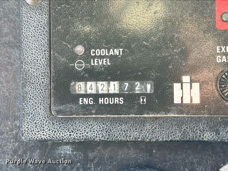 image for item DP6024 1982 International Harvester 5288 tractor
