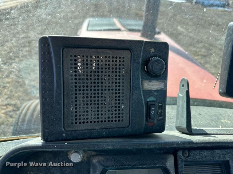 image for item DP6024 1982 International Harvester 5288 tractor